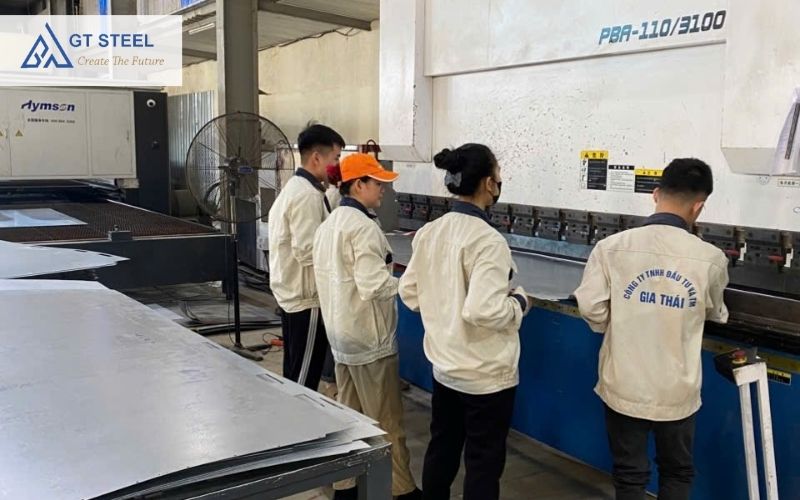 cửa chớp gia thái 