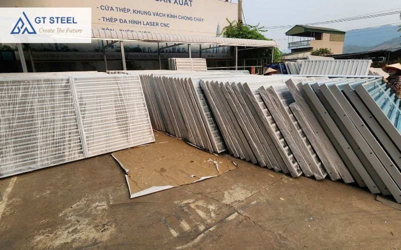 cửa chớp là gì